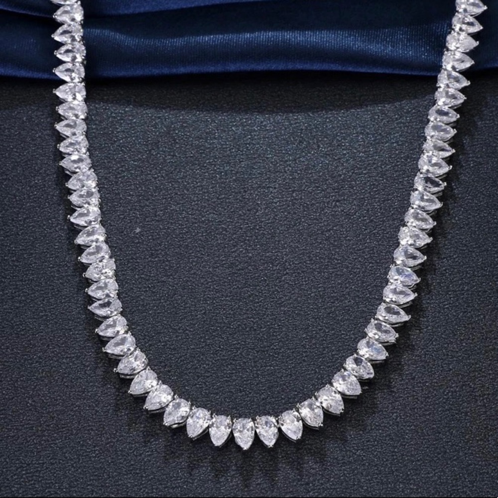 Pear Cut Necklace - Picture 8 of 16